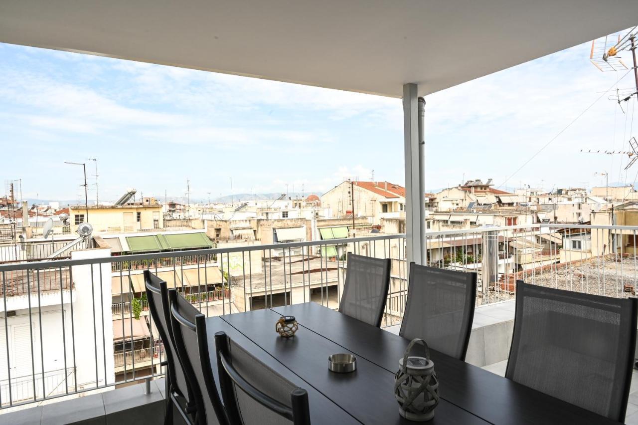 Larisa Hospitality I - Roof Top Apartment - With Free Parking Bagian luar foto